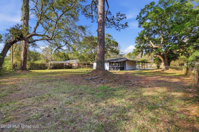 4628 Hilltop Drive, Ocean Springs, MS 39564