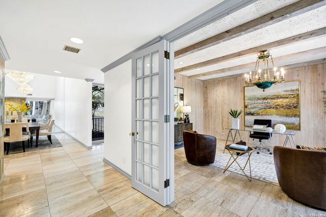 13010 George, San Antonio, TX 78230