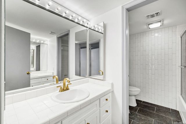 13010 George, San Antonio, TX 78230