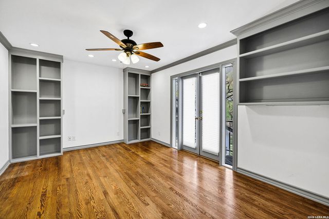 13010 George, San Antonio, TX 78230