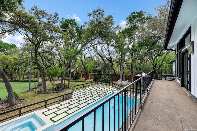 13010 George, San Antonio, TX 78230