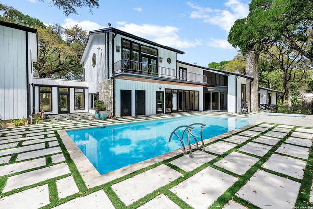 13010 George, San Antonio, TX 78230