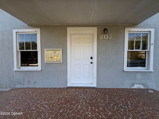 207 Francis Parkman Pl Apt 1, Daytona Beach, FL 32114