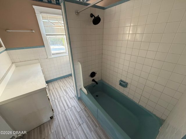 207 Francis Parkman Pl Apt 1, Daytona Beach, FL 32114