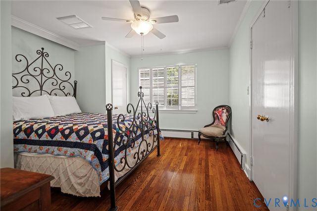 1152 Oakridge Rd, Petersburg, VA 23805