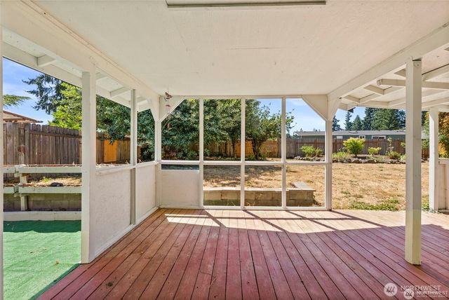 7815 Royal Oak Dr SE, Olympia, WA 98503