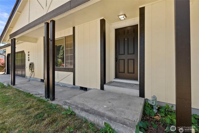 7815 Royal Oak Dr SE, Olympia, WA 98503