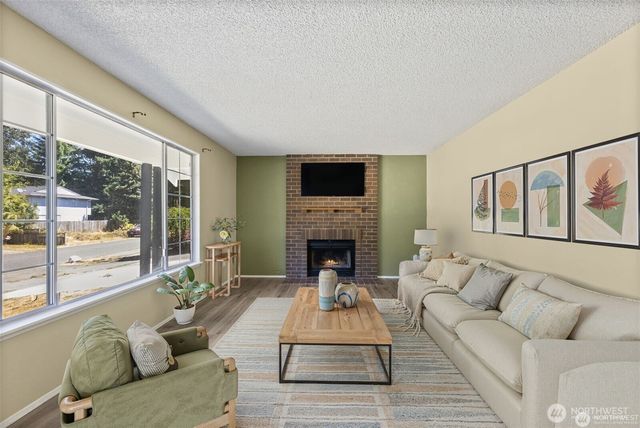 7815 Royal Oak Dr SE, Olympia, WA 98503