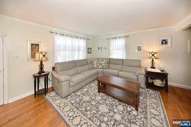50 Catherine Avenue, Saddle Brook, NJ 07663