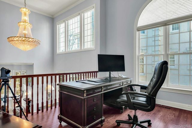 58 Stone Hill Drive S, Manhasset, NY 11030