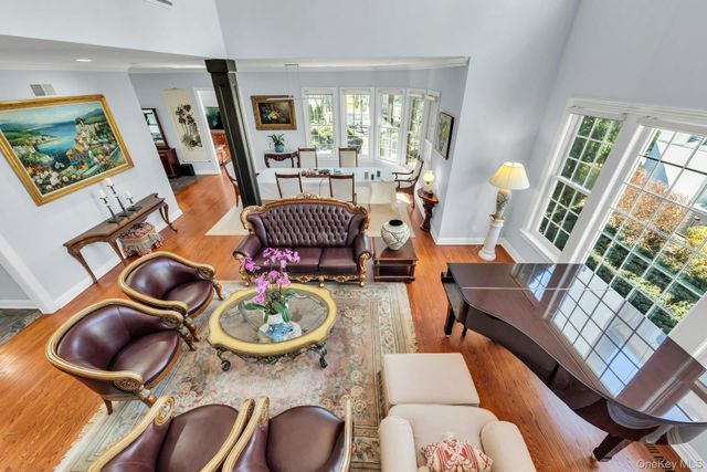 58 Stone Hill Drive S, Manhasset, NY 11030