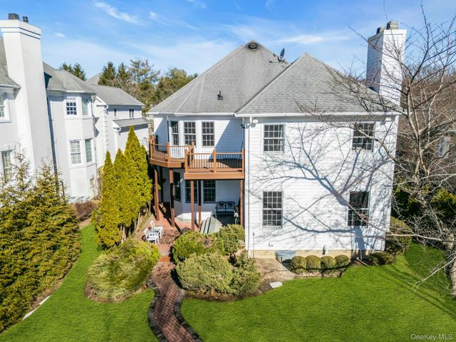 58 Stone Hill Drive S, Manhasset, NY 11030