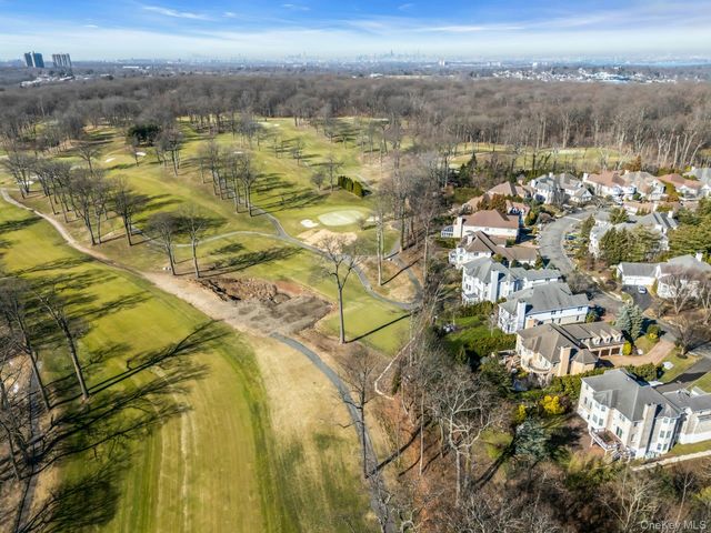58 Stone Hill Drive S, Manhasset, NY 11030
