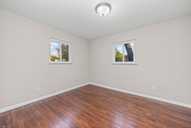 23339 Allor Street, St Clair Shores, MI 48082