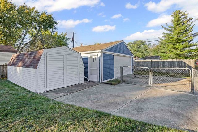 23339 Allor Street, St Clair Shores, MI 48082