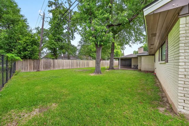12730 Eastbrook Drive, Houston, TX 77013