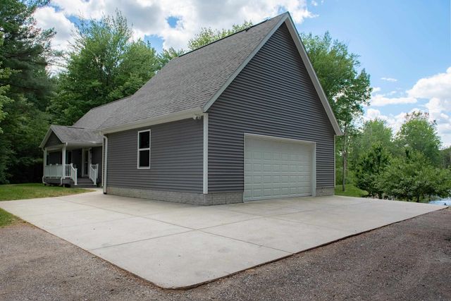 1365 E Shaffer Road, Hope, MI 48628
