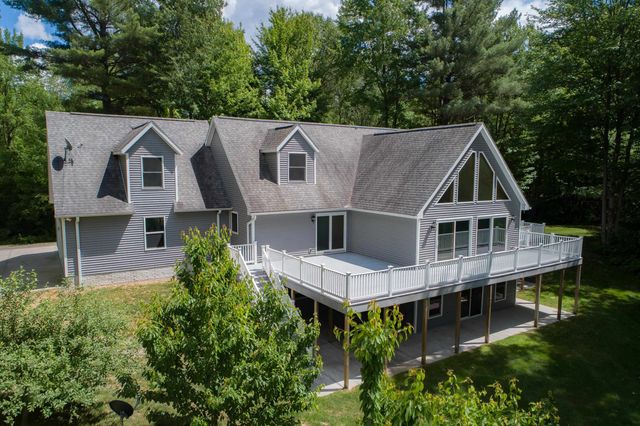 1365 E Shaffer Road, Hope, MI 48628