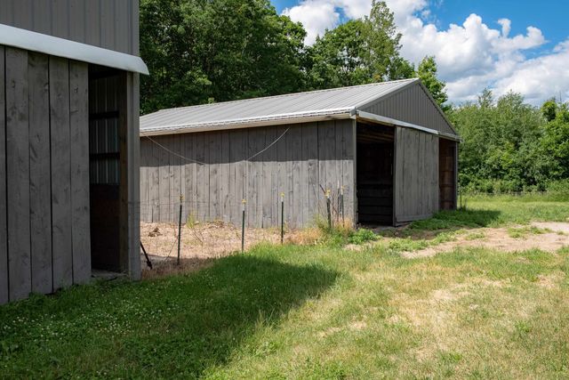 1365 E Shaffer Road, Hope, MI 48628
