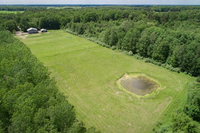 1365 E Shaffer Road, Hope, MI 48628