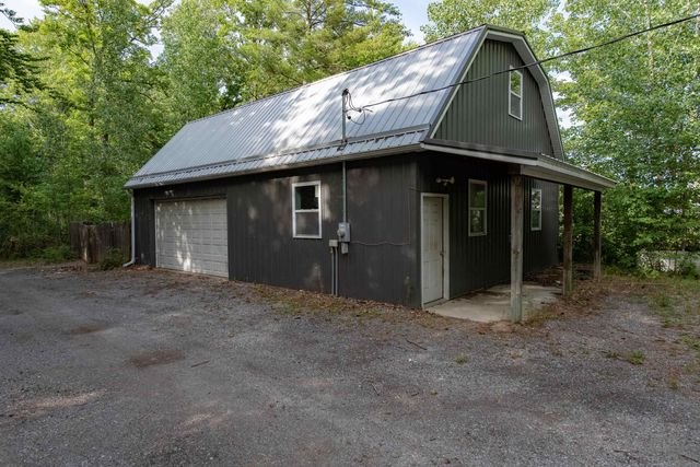 1365 E Shaffer Road, Hope, MI 48628