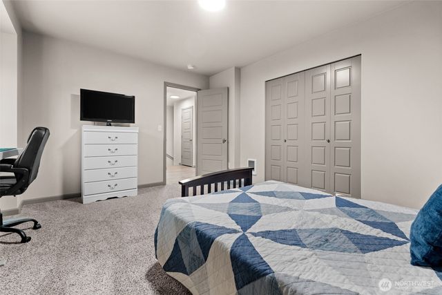 659 SE Olga Circle, Port Orchard, WA 98366