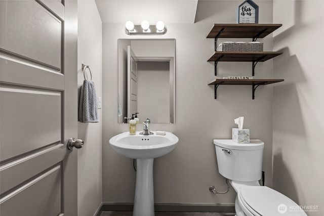 659 SE Olga Circle, Port Orchard, WA 98366