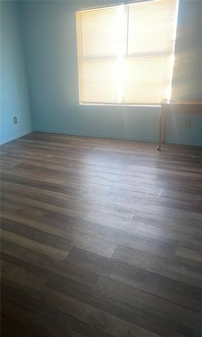 9898 Club Creek Dr 405, Houston, TX 77036