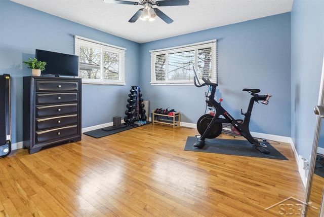 2811 Dina Street, Midland, MI 48642
