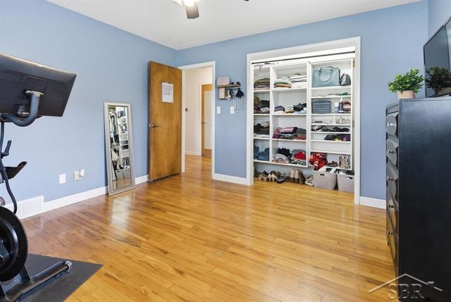 2811 Dina Street, Midland, MI 48642