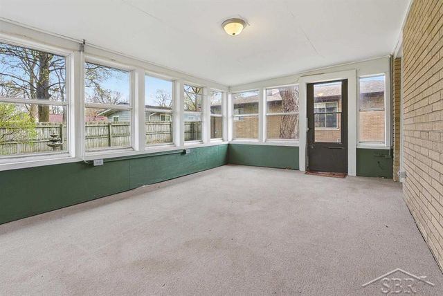 2811 Dina Street, Midland, MI 48642