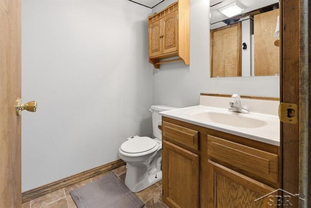 2811 Dina Street, Midland, MI 48642