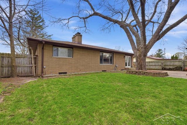 2811 Dina Street, Midland, MI 48642