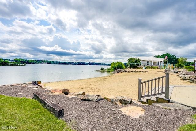 10269 Smugglers Cove, Aurora, OH 44202