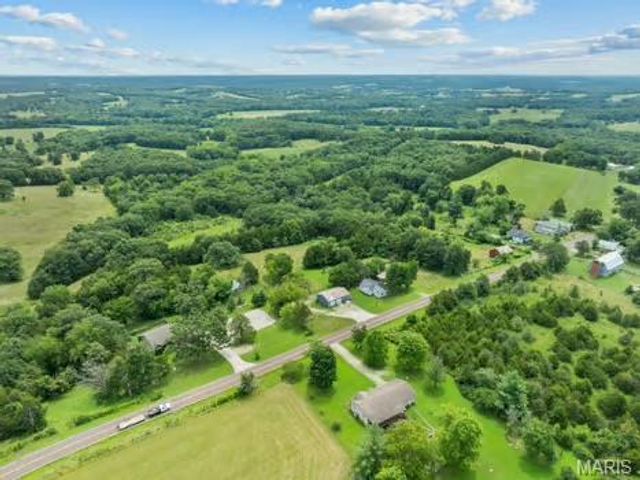 5326 Highway H, Sullivan, MO 63080