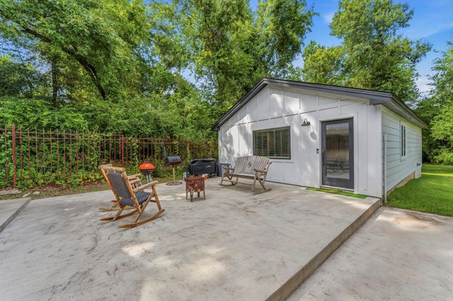 5110 Treaschwig Road, Spring, TX 77373