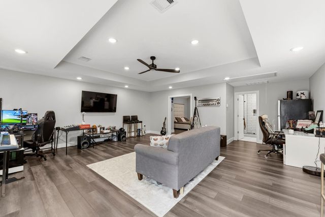 5110 Treaschwig Road, Spring, TX 77373