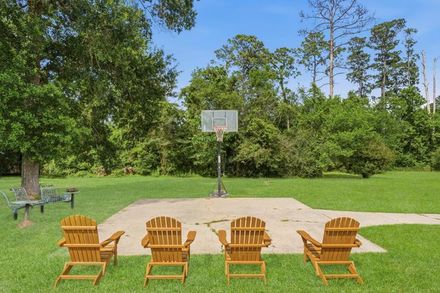 5110 Treaschwig Road, Spring, TX 77373