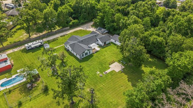 5110 Treaschwig Road, Spring, TX 77373