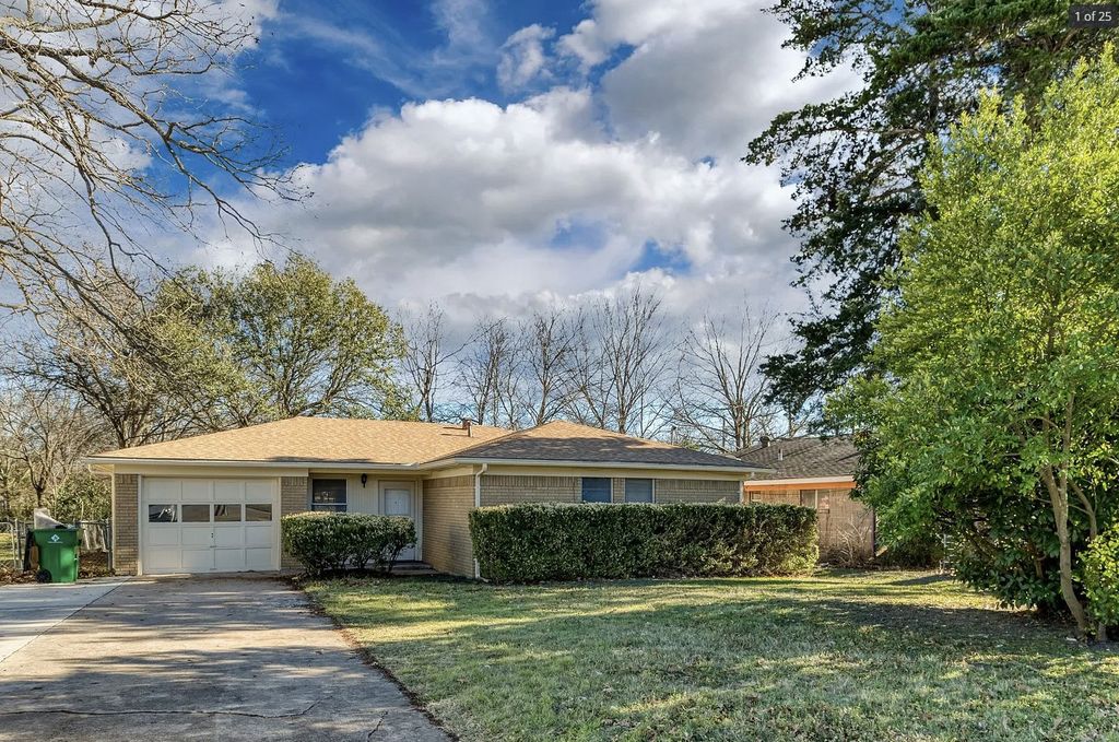 502 Brown Street, Waxahachie, TX 75165