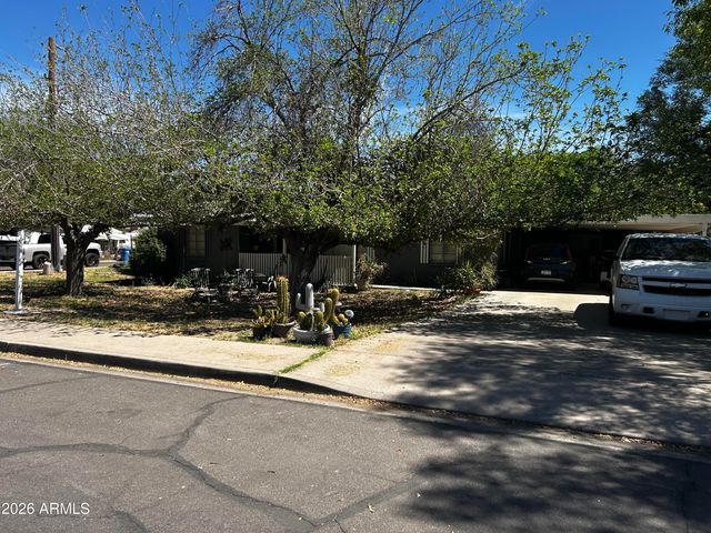 5625 S 9TH Street, Phoenix, AZ 85040