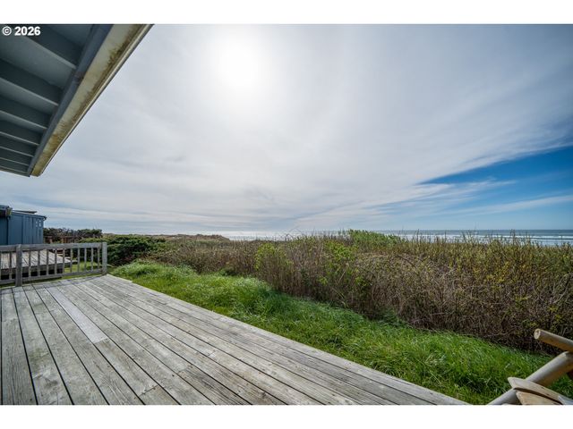 3300 Nw Oceania Dr, Waldport, OR 97394