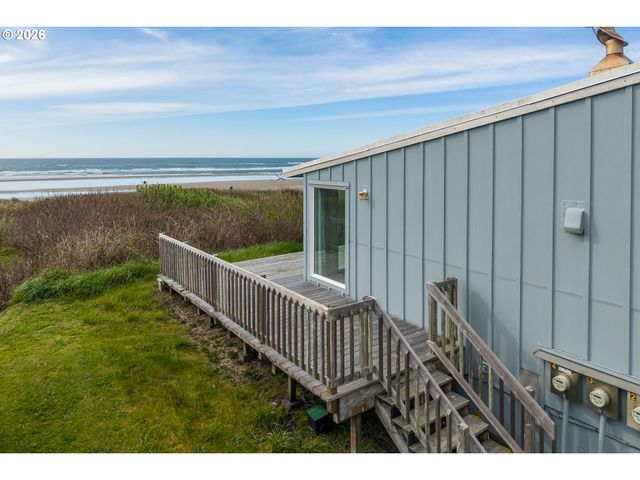 3300 Nw Oceania Dr, Waldport, OR 97394