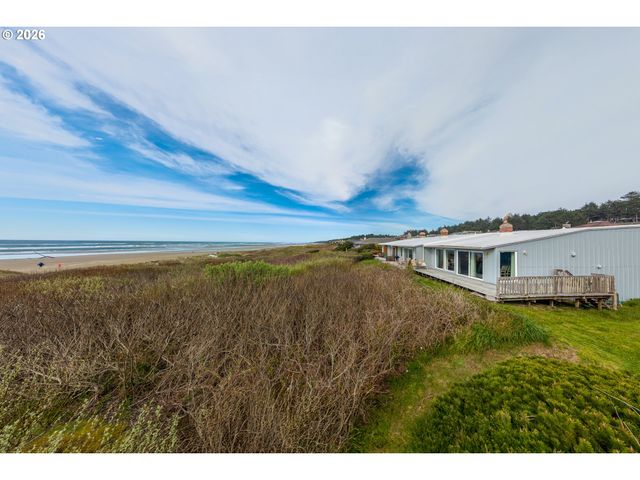 3300 Nw Oceania Dr, Waldport, OR 97394