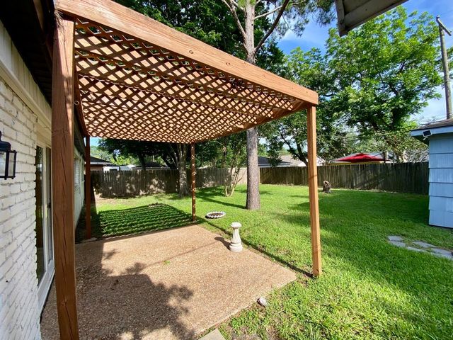 6023 Claridge Drive, Houston, TX 77096