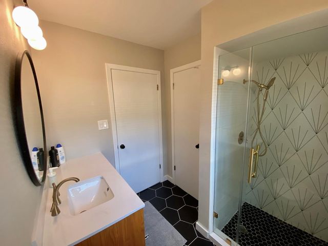 6023 Claridge Drive, Houston, TX 77096