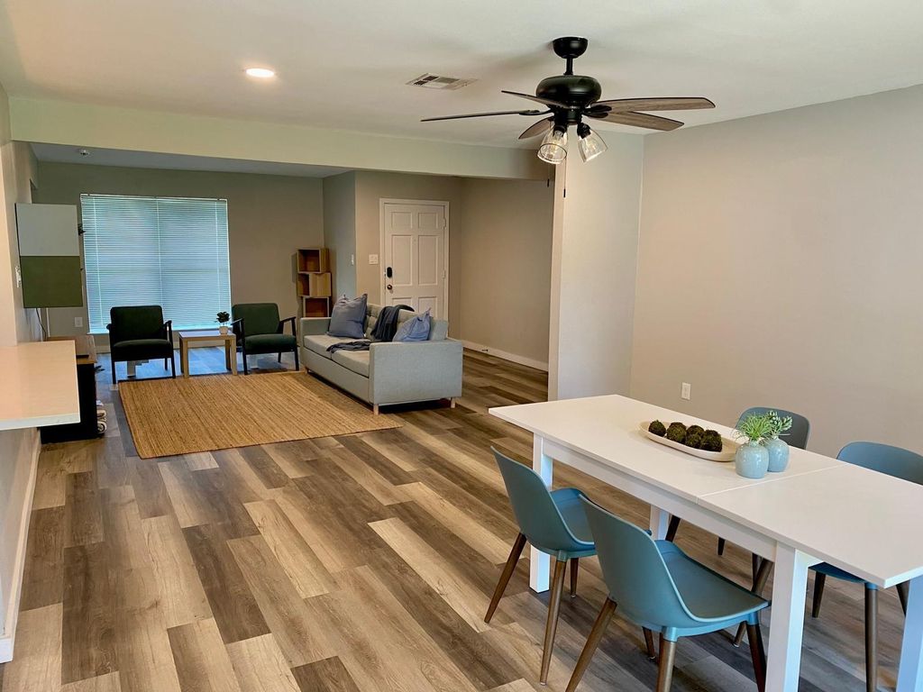 6023 Claridge Drive, Houston, TX 77096