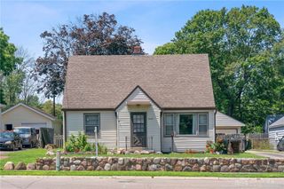 3143 Oakmont Avenue, Dayton, OH 45429