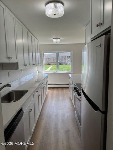 35 Manchester Court D, Freehold, NJ 07728