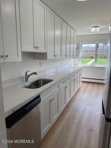 35 Manchester Court D, Freehold, NJ 07728